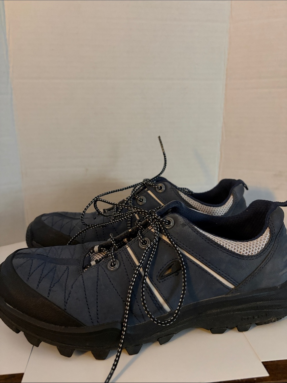 Woman’s Navy Athletic Trail Shoes